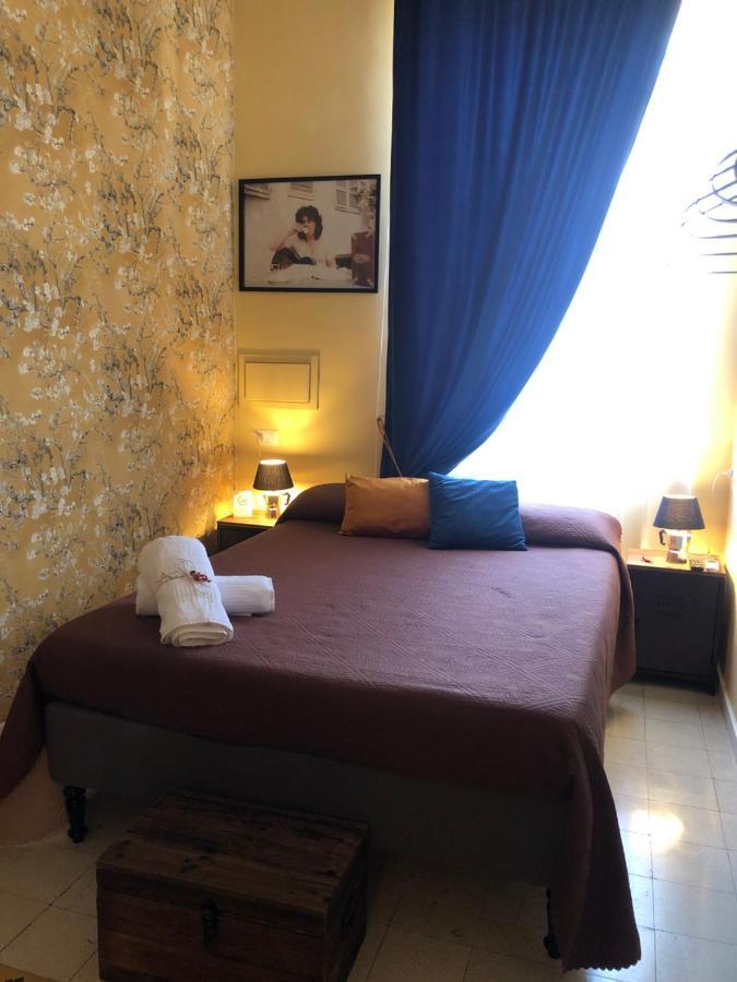 Aroma - Neapolitan Bnb Bagian luar foto