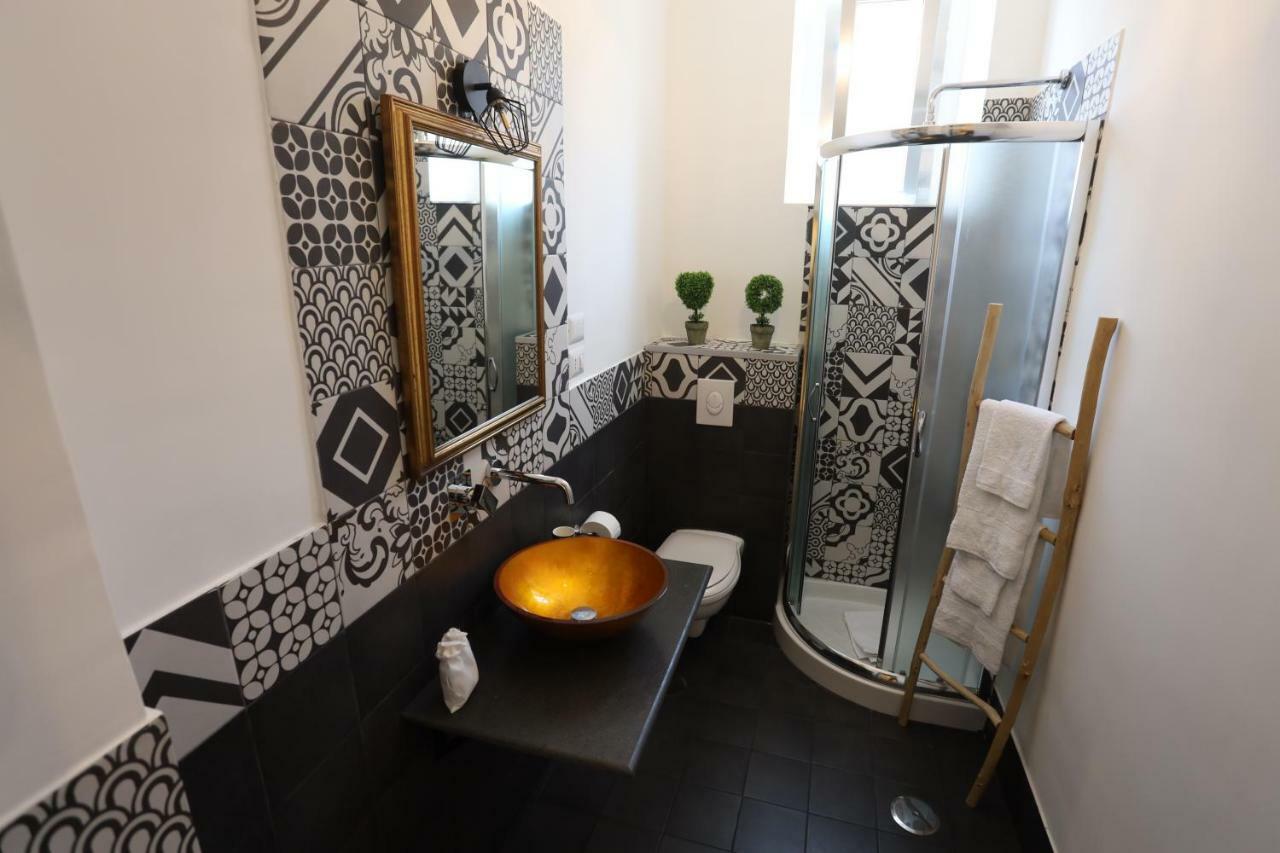 Aroma - Neapolitan Bnb Bagian luar foto