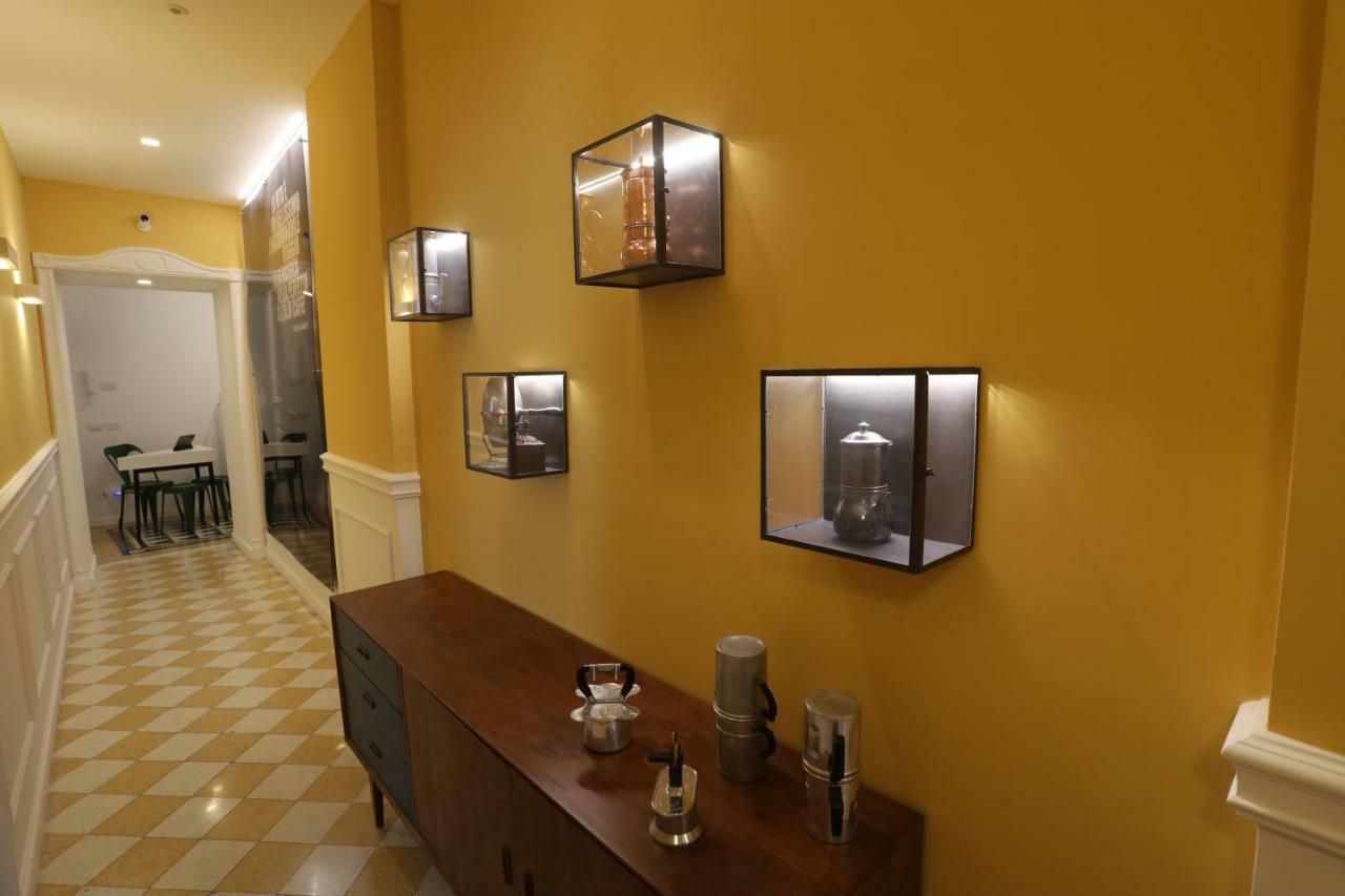 Aroma - Neapolitan Bnb Bagian luar foto
